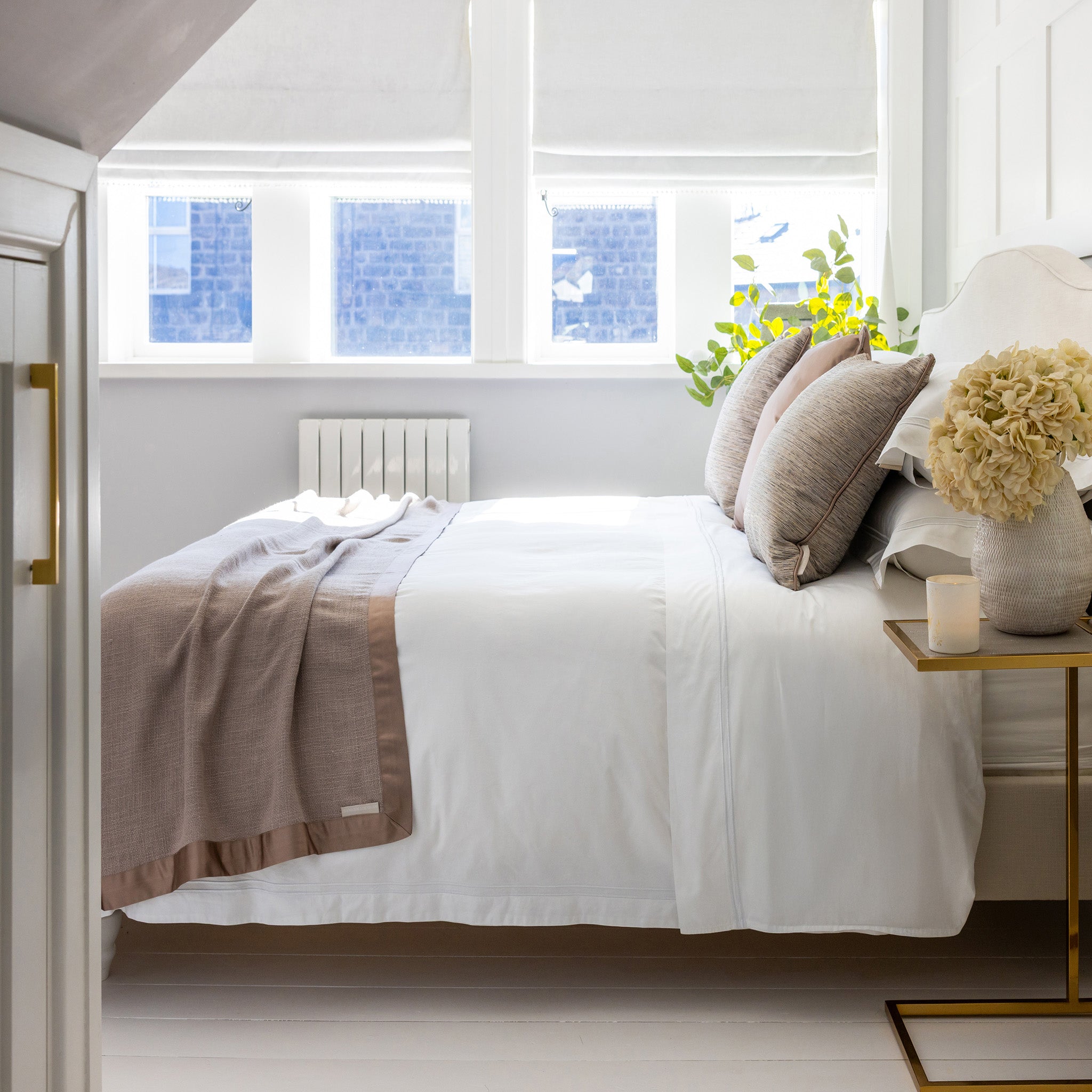 White Cotton Sateen Deep Fitted sheet - 600 Thread Count